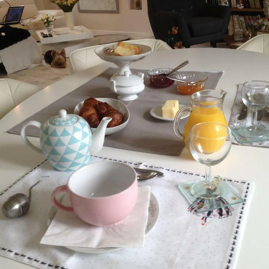 Clos Charmille Meaulne Bed & Breakfast